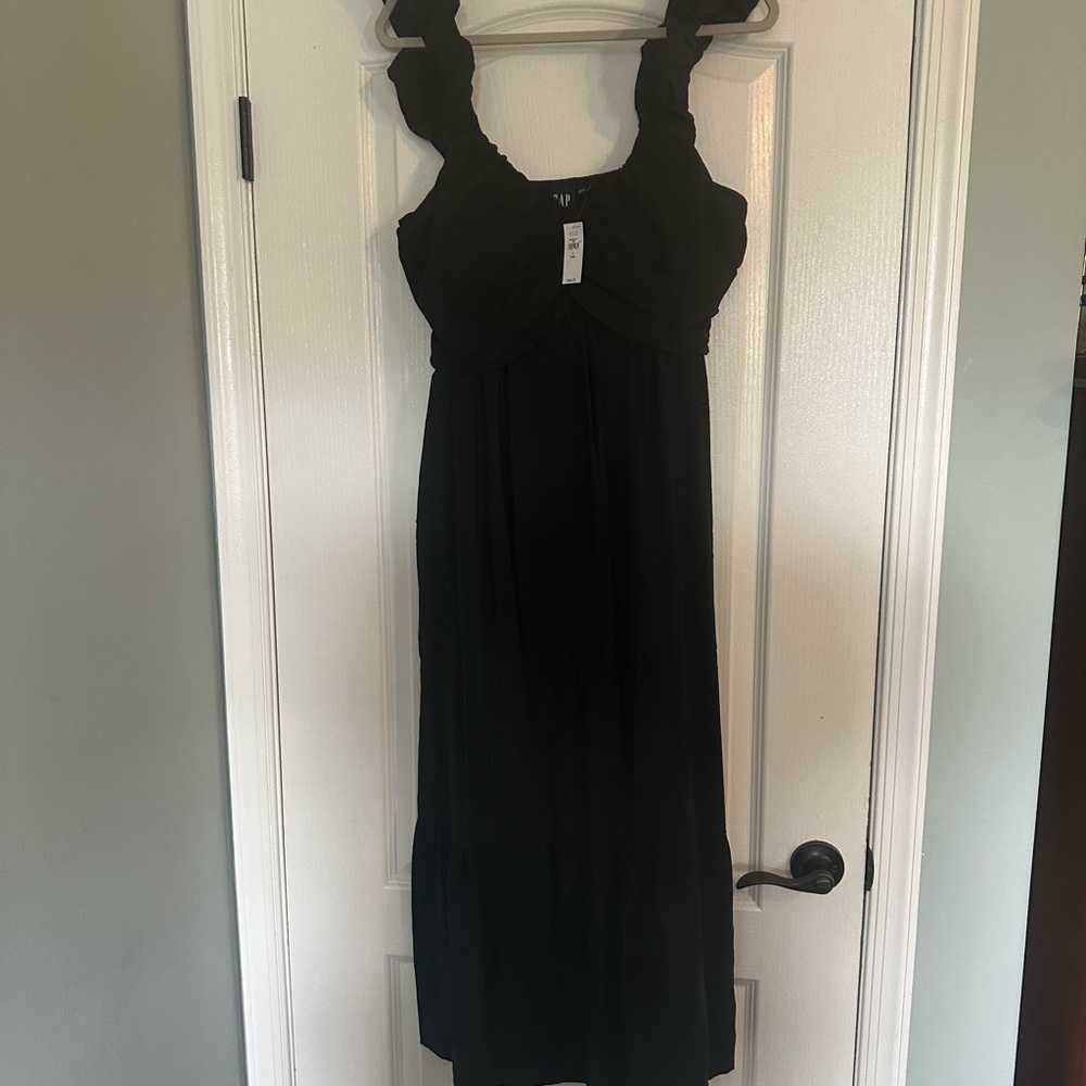 NWT Elegant Black Dress. GAP LARGE TALL
